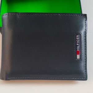 Tommy Hilfiger wallet